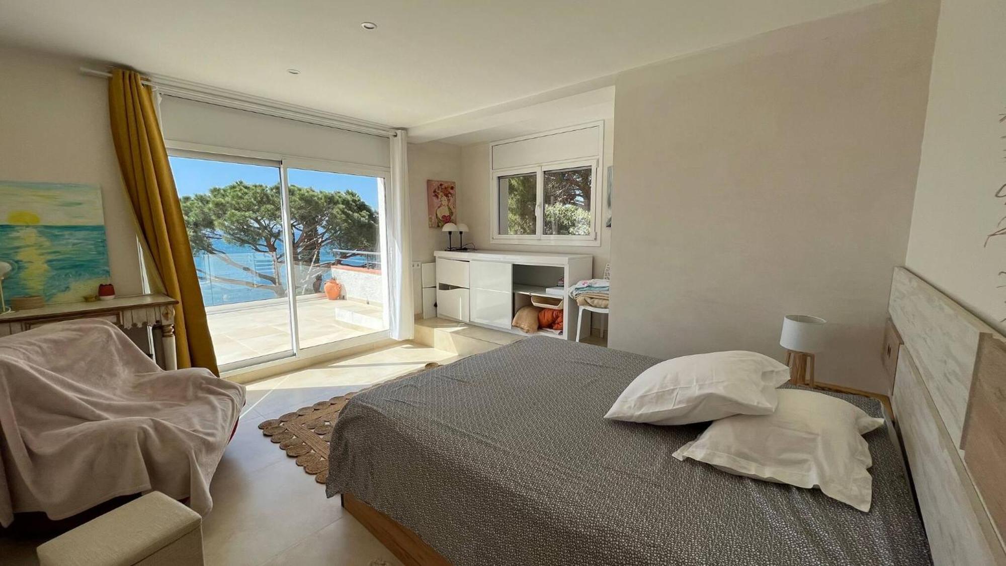 Preciosa Casa En Cerca De La Playa Con Vistas Al Mar *