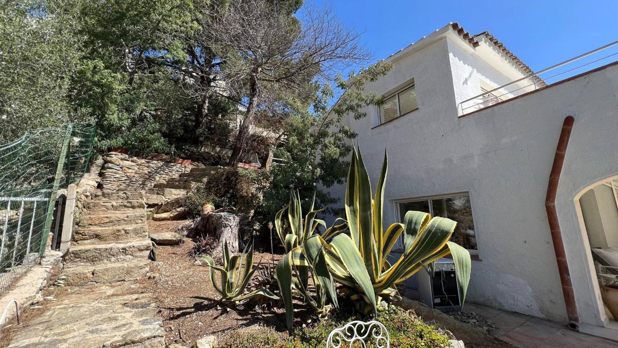 Preciosa Casa En Cerca De La Playa Con Vistas Al Mar *