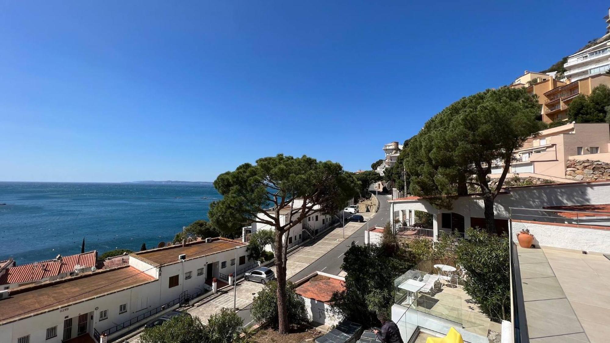 Preciosa Casa En Cerca De La Playa Con Vistas Al Mar Holiday home Roses